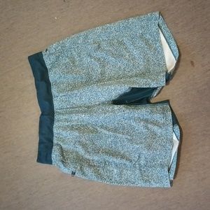 Lululemon Athletics green shorts size medium